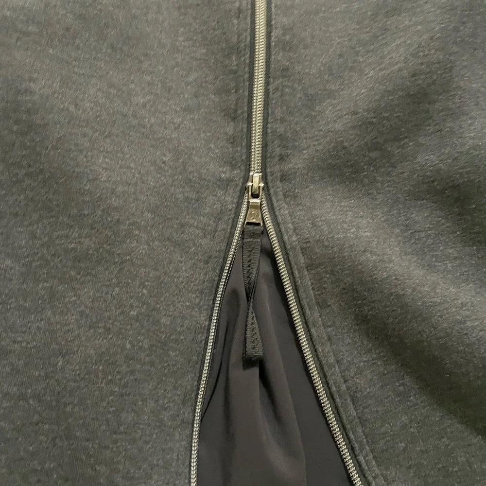 Lululemon En Route Grey Black Zippered Jacket